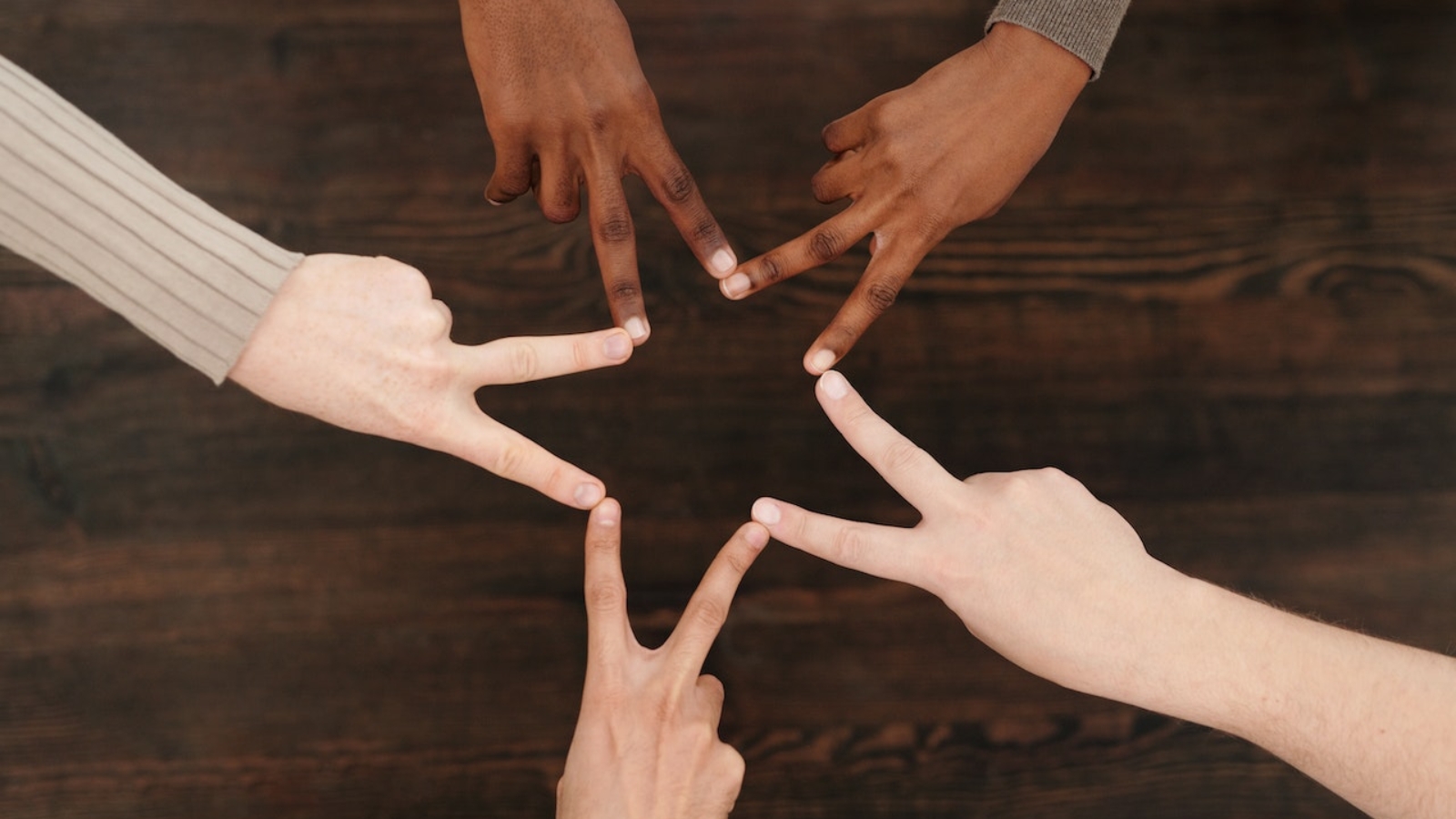 pexels-diva-plavalaguna-6146705